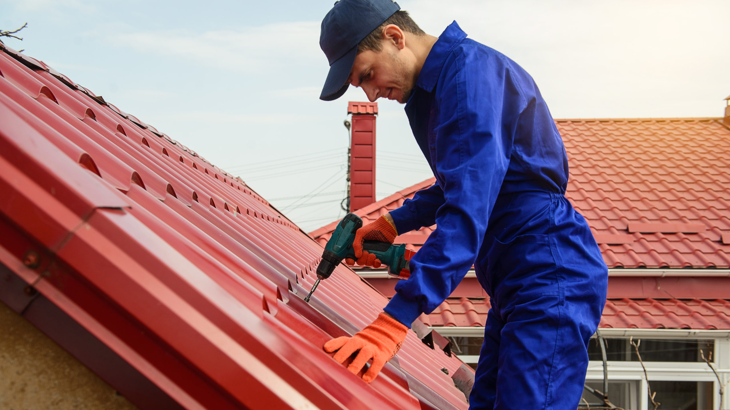 Types of Screws You Need for Metal Roofing