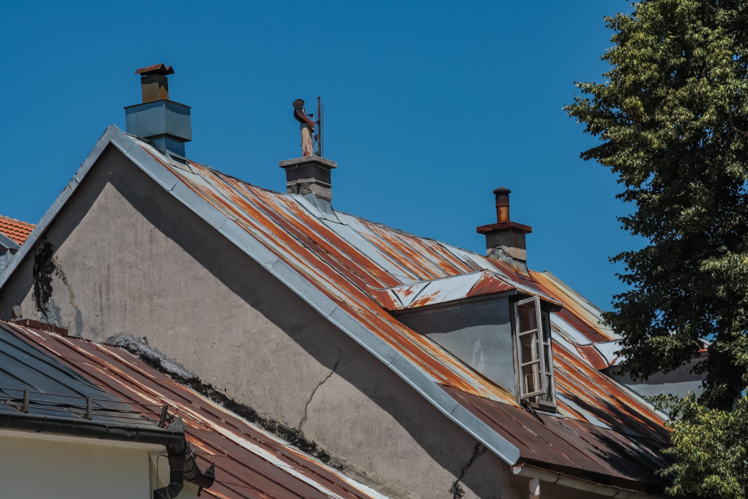 How to Prevent Your Metal Roof From Rusting