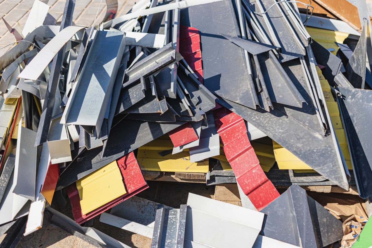 https://www.rpsmetalroofing.com/wp-content/uploads/2021/10/pieces-of-metal-roofing-materials-1280x853.jpg
